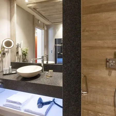 Hotel Mgm & Residences - Les D'alexane