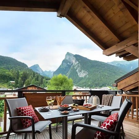 Mgm & Residences - Les D'alexane Hotel 4*