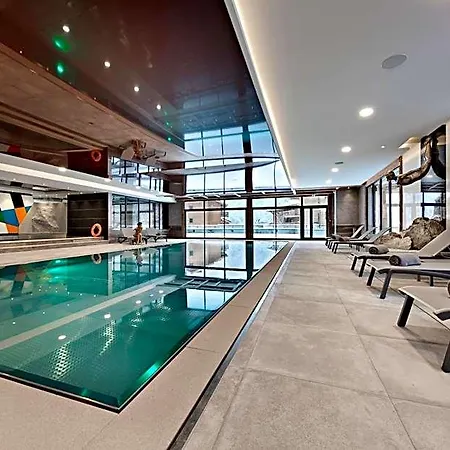 Mgm & Residences - Les D'alexane מלון